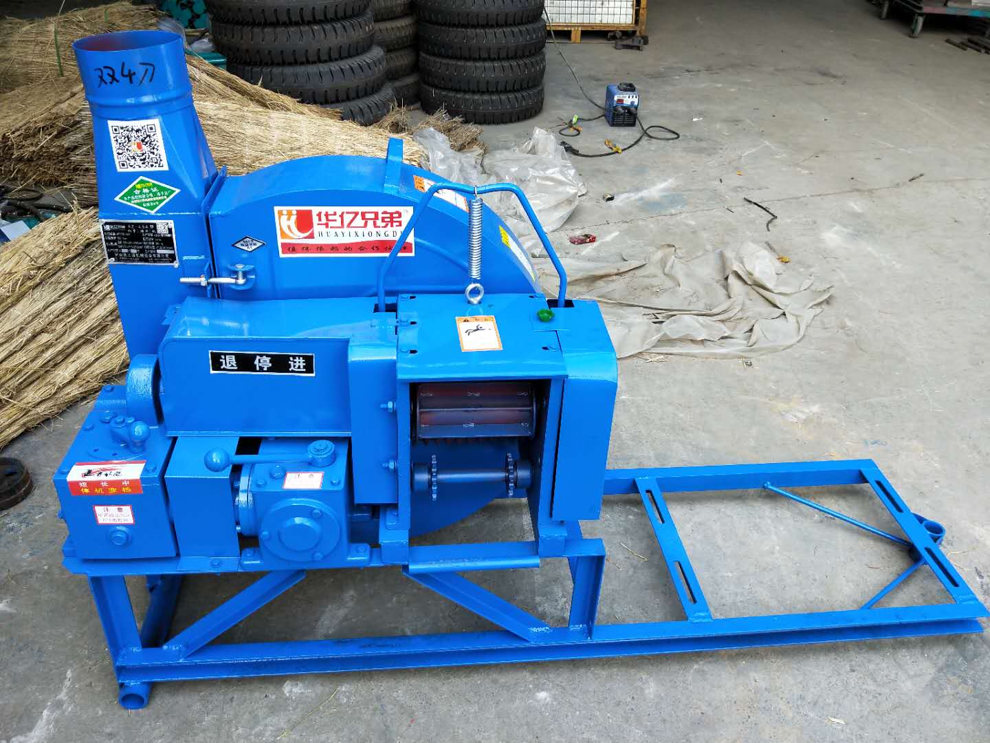 云南鍘草機(jī) 麗江鍘草揉搓機(jī) 永勝縣鍘草揉搓機(jī)多少錢(qián)一臺(tái)？